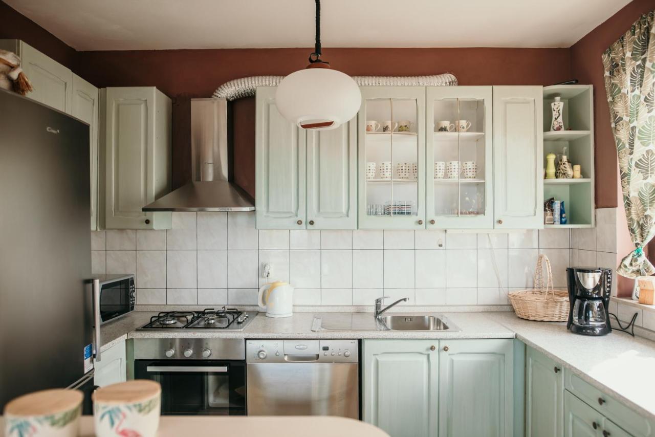 Apartments Ivana Драмал Екстериор снимка