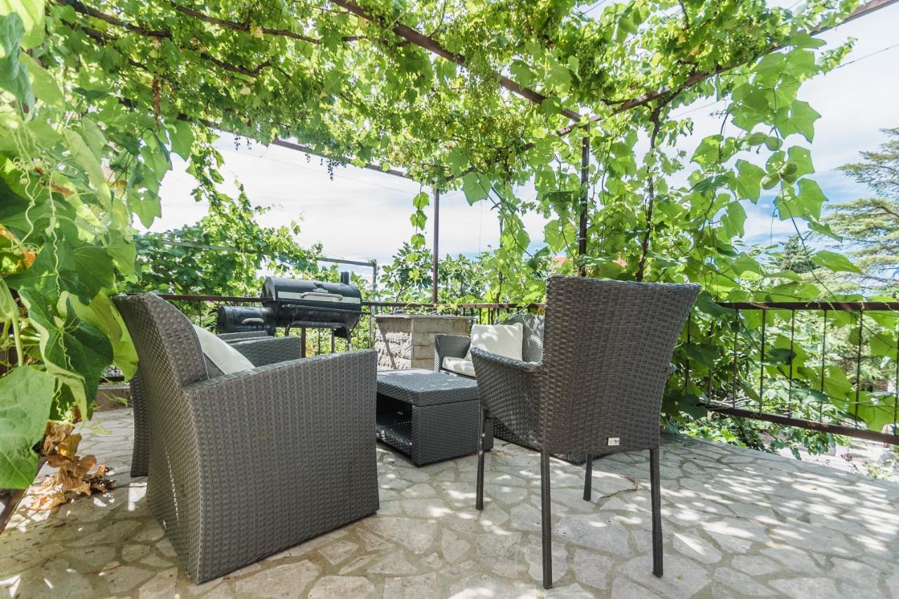Apartments Ivana Драмал Екстериор снимка
