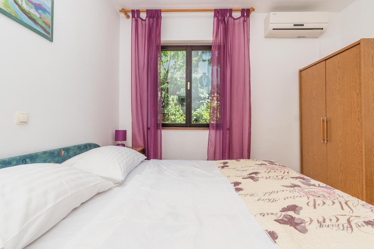 Apartments Ivana Драмал Екстериор снимка