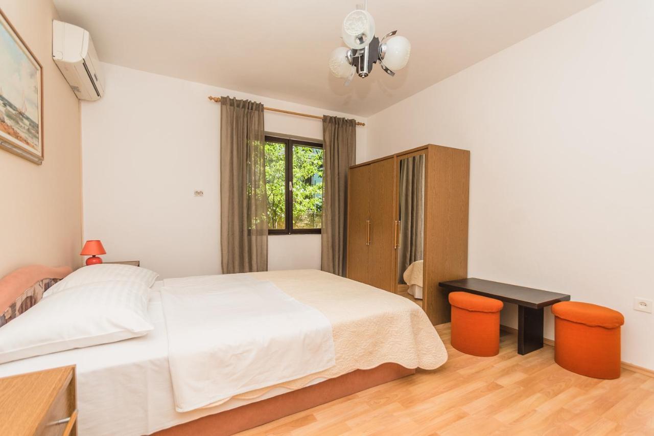 Apartments Ivana Драмал Екстериор снимка