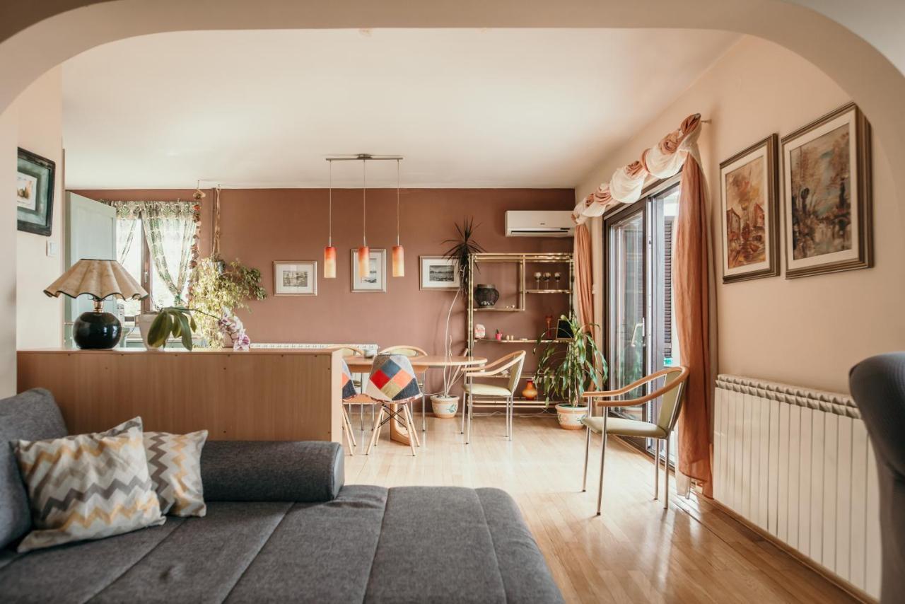 Apartments Ivana Драмал Екстериор снимка