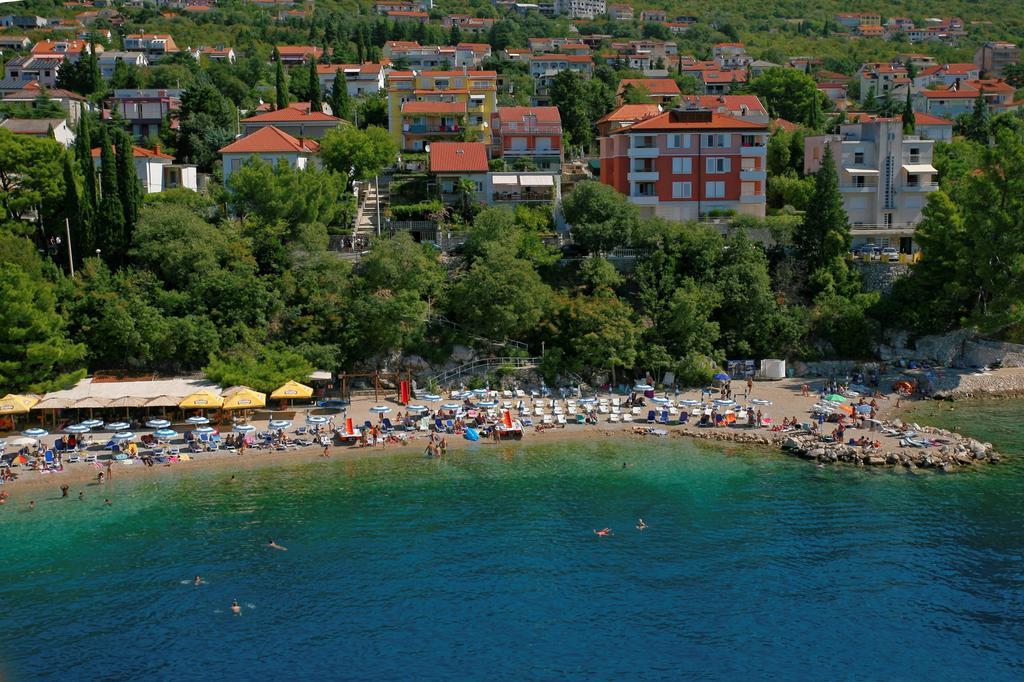 Apartments Ivana Драмал Екстериор снимка