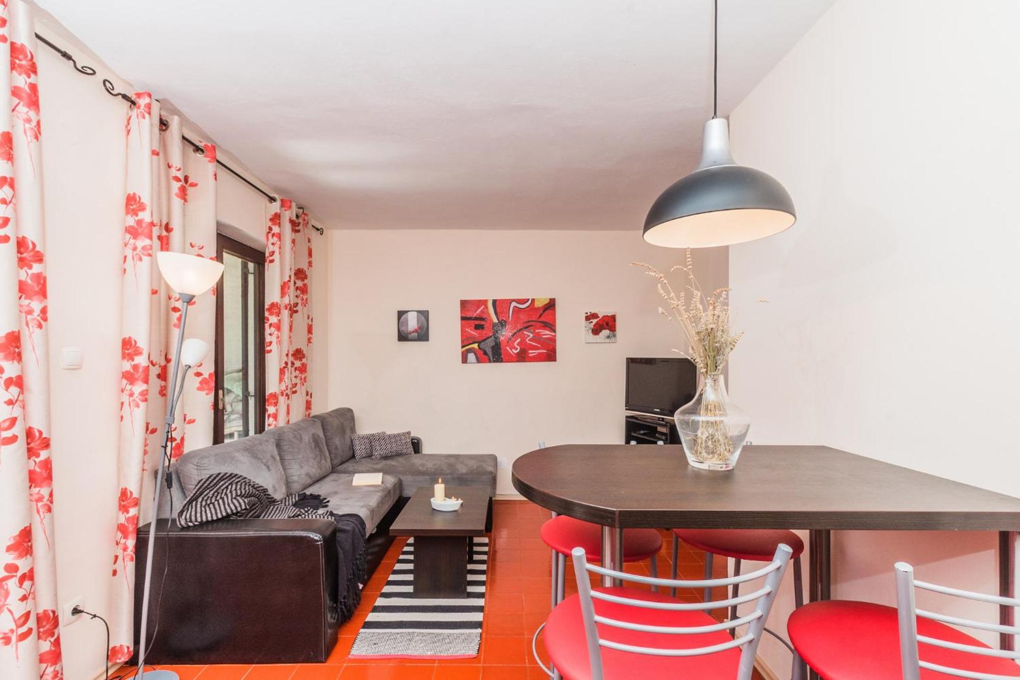 Apartments Ivana Драмал Екстериор снимка
